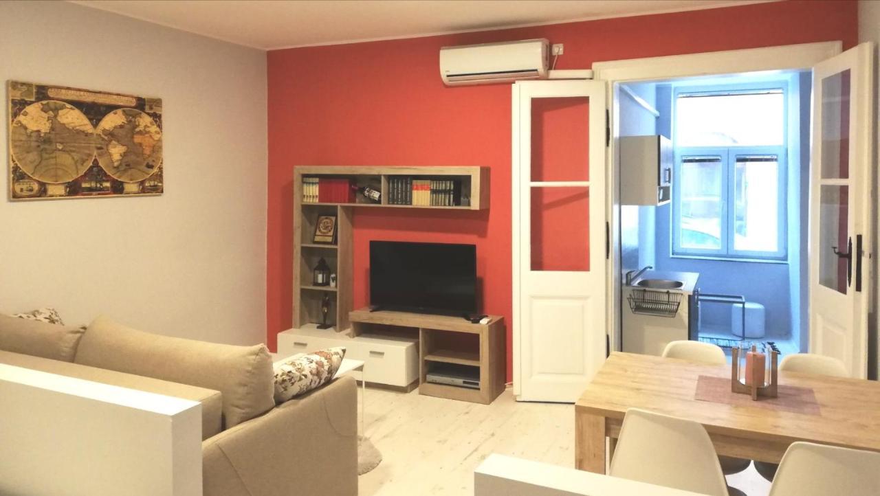 Apartman Park 수보티차 외부 사진